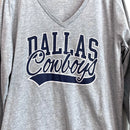 V-Neck Long Sleeve Tee-3