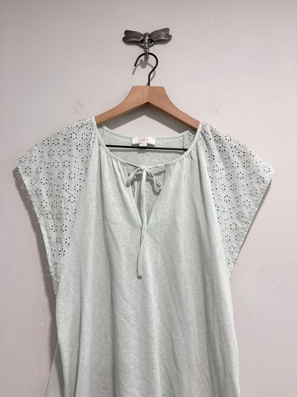 Eyelet Cap Sleeve Top