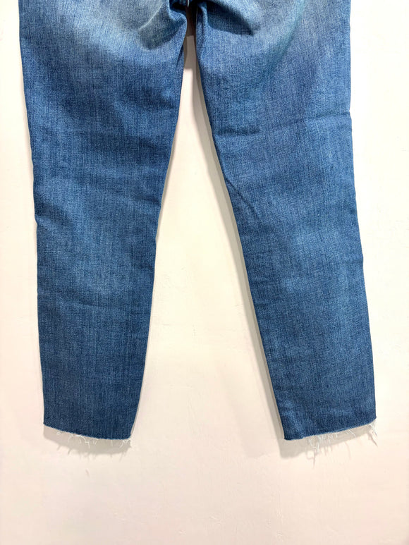 Buttonfly Cut Off Jeans