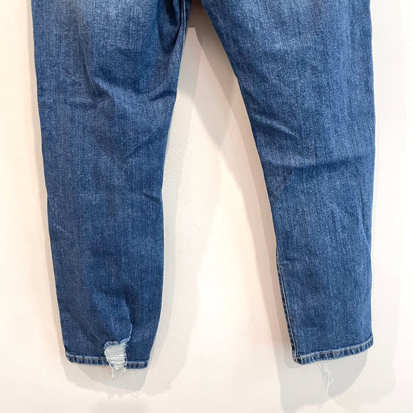 Distressed Slim Crop Jeans