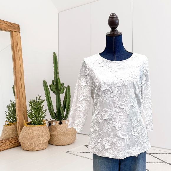 3D Floral 3/4 Sleeve Top