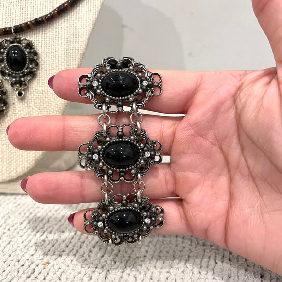 Beaded Black Jewelry Set