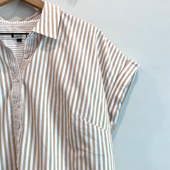 Striped Button Back Popover Top