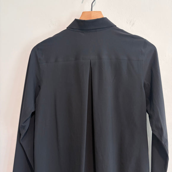 Stretch Button Down