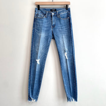 Distressed Raw Hem Skinny Jeans