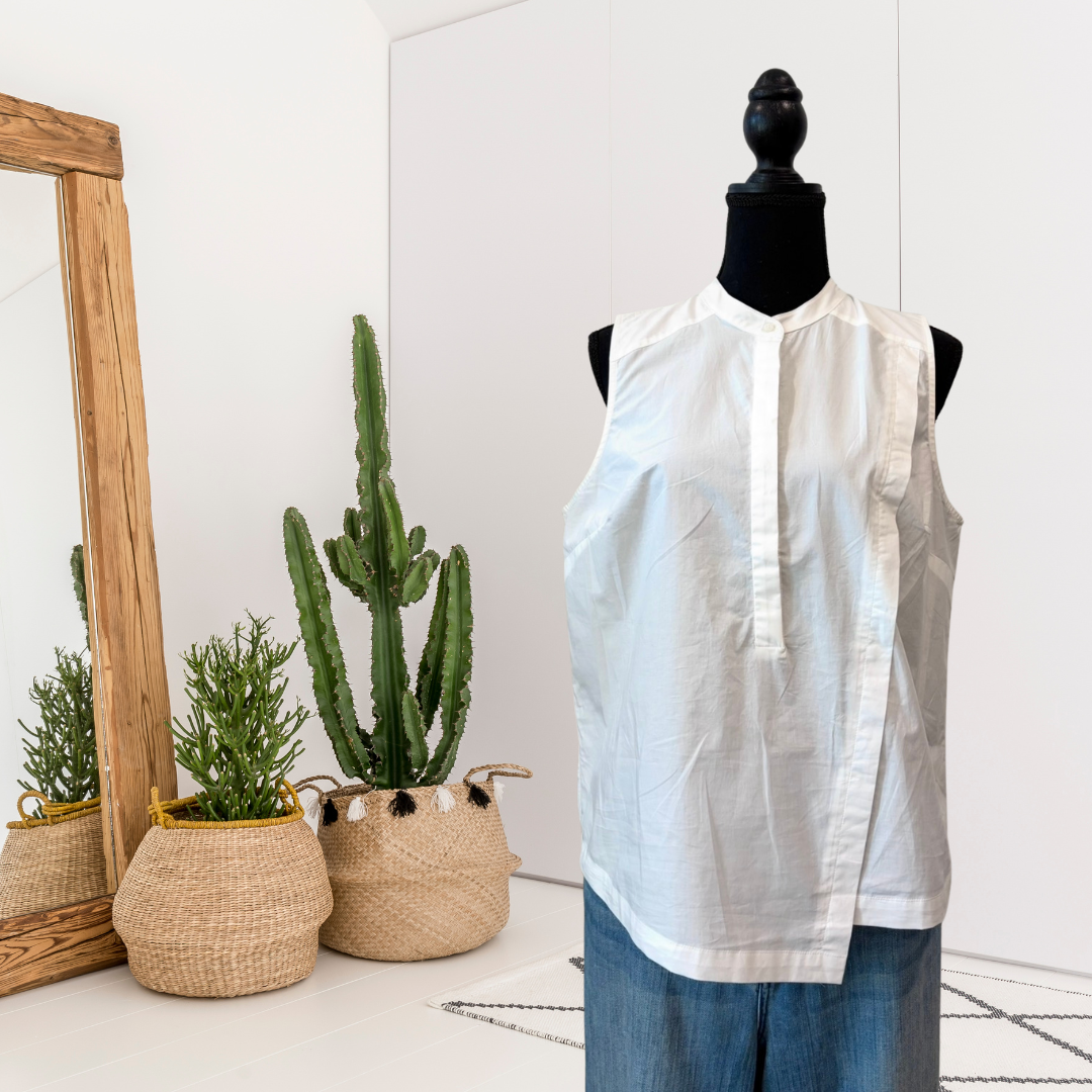 Sleeveless Tops
