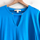 Cuff Short Sleeve V-Cut Out Tee-3