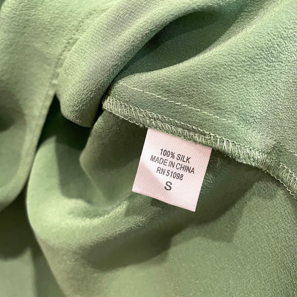 Sleeveless Button Down Silk Top