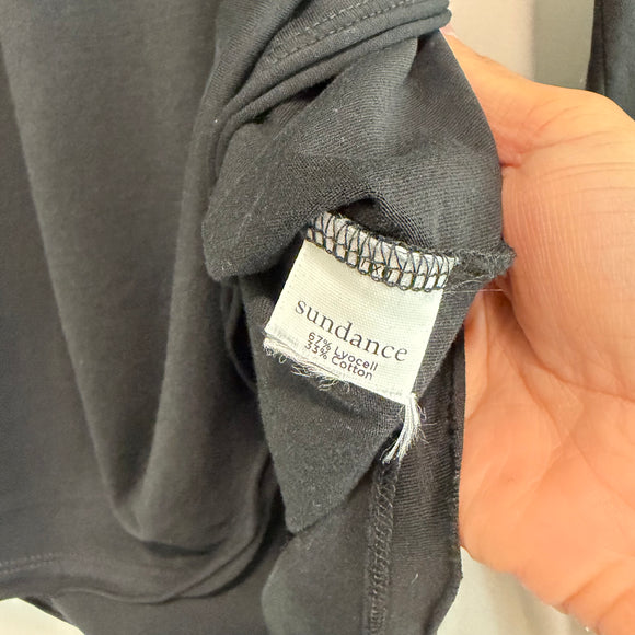 Button Wrist Top