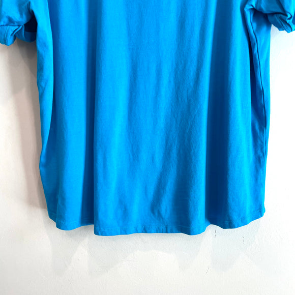 Cuff Short Sleeve V-Cut Out Tee
