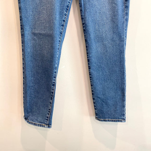 Slim Ankle Jeans