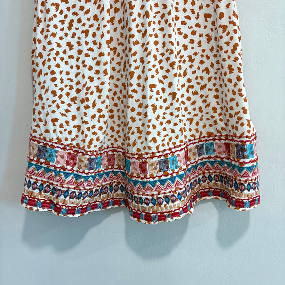 Embroidered Trim Sleeveless Top