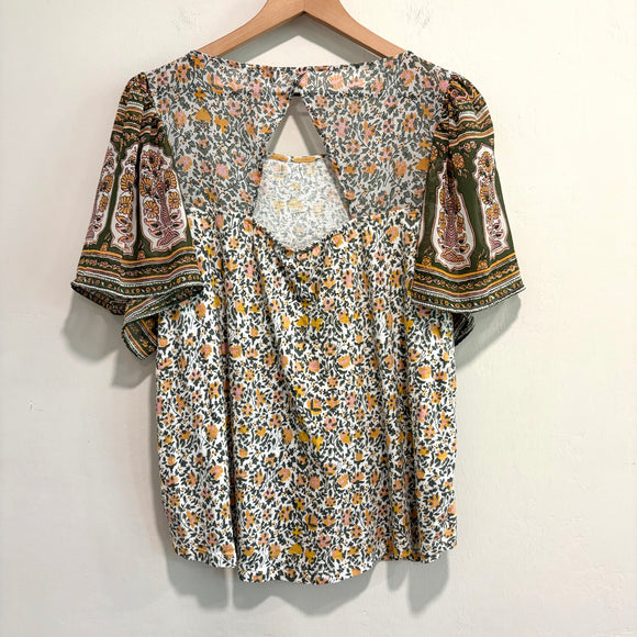 Floral Keyhole Top