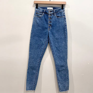 Buttonfly Skinny Jeans
