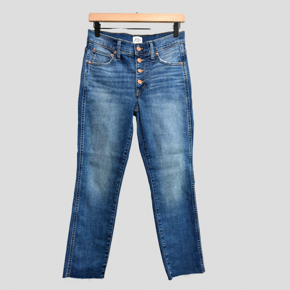 Buttonfly Cut Off Jeans