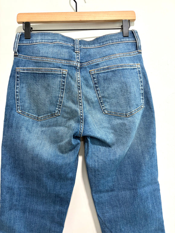 Buttonfly Cut Off Jeans