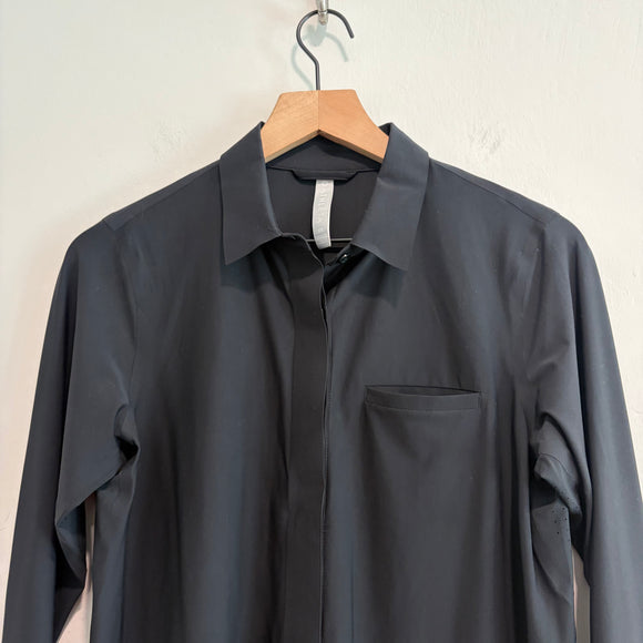 Stretch Button Down