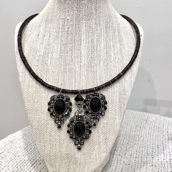 Beaded Black Jewelry Set