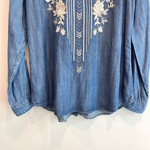 Floral Embroidered Button Down Shirt