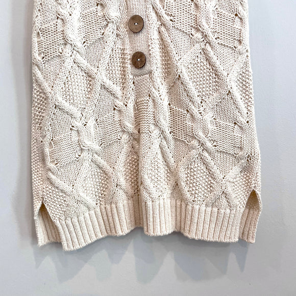 Sleeveless Cable Knit Sweater