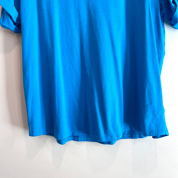Cuff Short Sleeve V-Cut Out Tee
