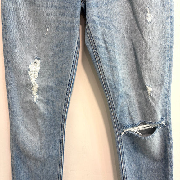Distressed High Rise Skinny Jeans