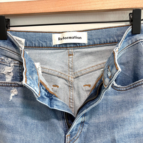 Distressed High Rise Skinny Jeans