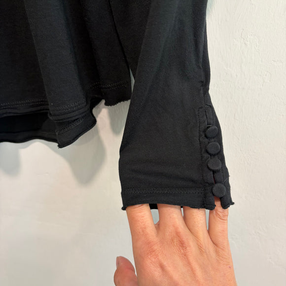 Button Wrist Top