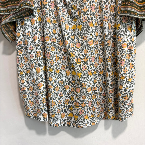 Floral Keyhole Top
