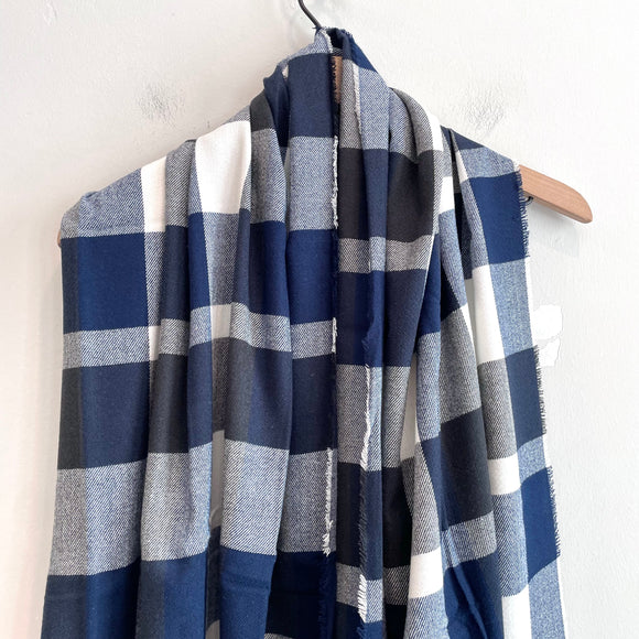 Plaid Tassel Trim Scarf