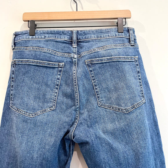 Distressed Slim Crop Jeans