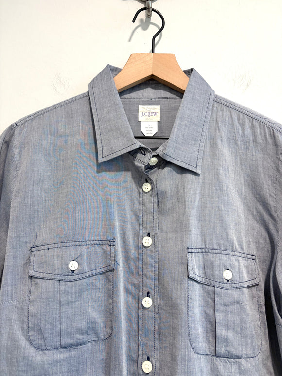 Lightweight Chambray Shirt