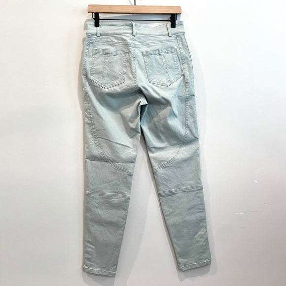 Slim Button Ankle Pants
