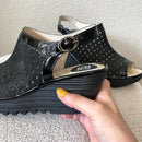 Perforated Wedge Sandals-7