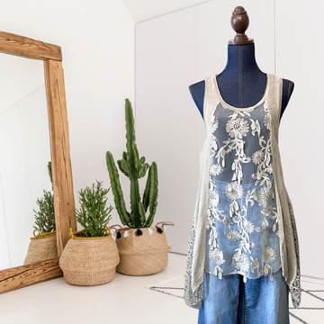 Floral 3D Lace Appliqué Tunic
