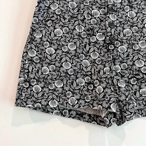 Palm Leaf Buttonfly Shorts