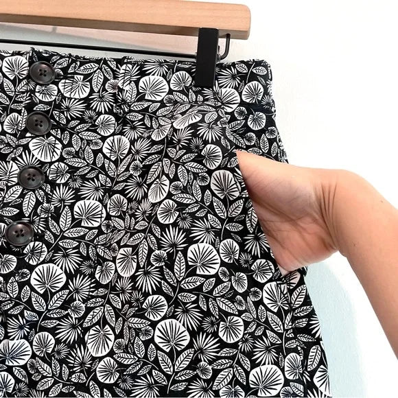 Palm Leaf Buttonfly Shorts