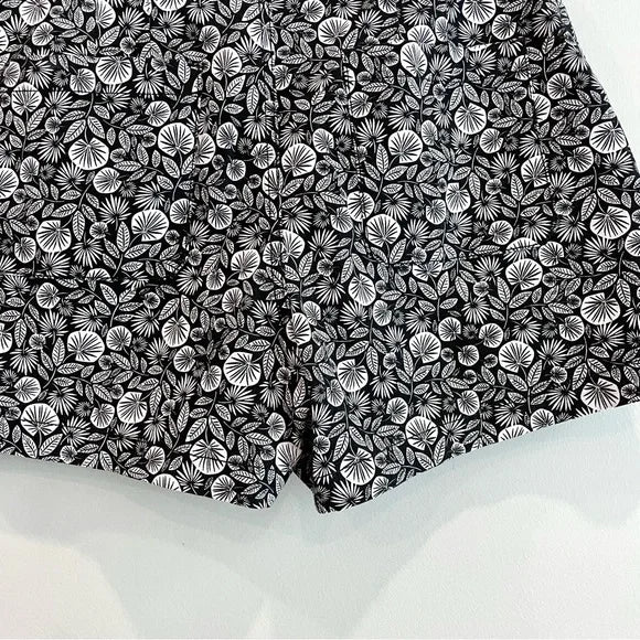 Palm Leaf Buttonfly Shorts