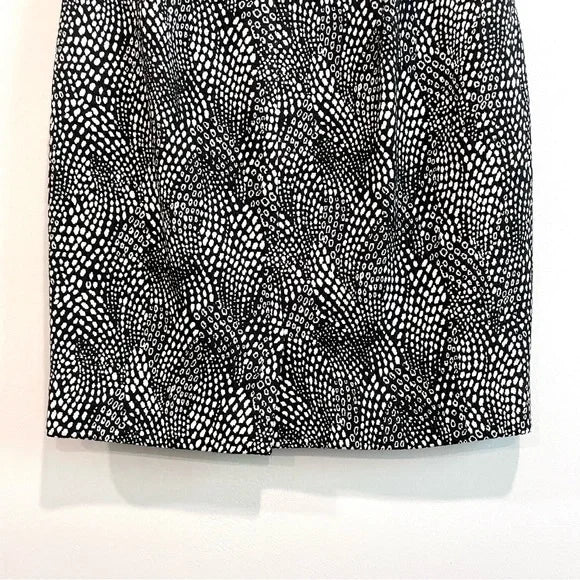 Pebble Pattern Knit Skirt