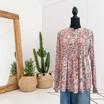 Long Sleeve Button Pleated Floral Top