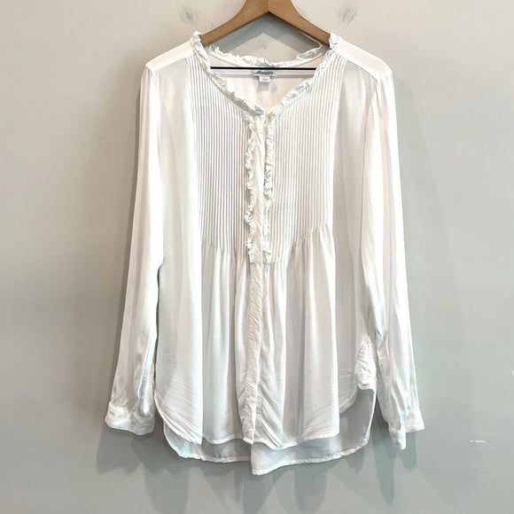 1/2 Button Pleated Ruffle Top