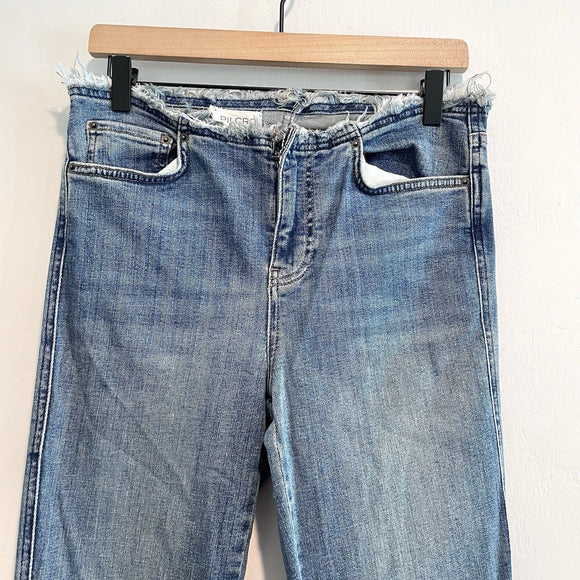 Cut Off Frayed Waist Bootcut Jeans