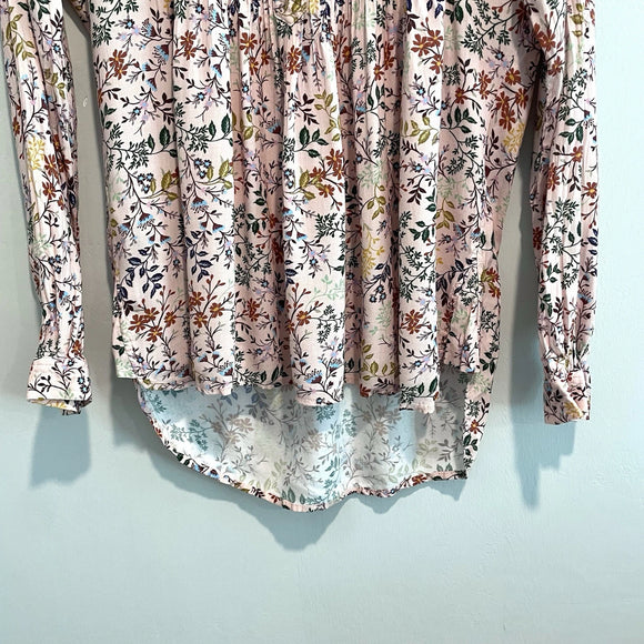 Long Sleeve Button Pleated Floral Top