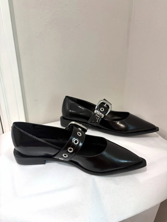 Moto Mary Jane Grommet Flats