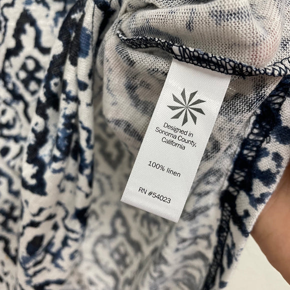 Linen Medallion Top