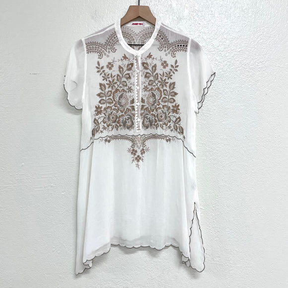 Eyelet Floral Embroidered Top