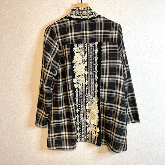 Floral Embroidered Cardigan