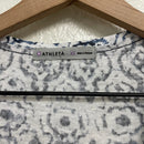 Linen Medallion Top-4