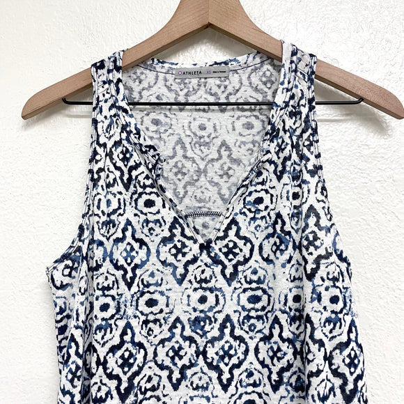 Linen Medallion Top