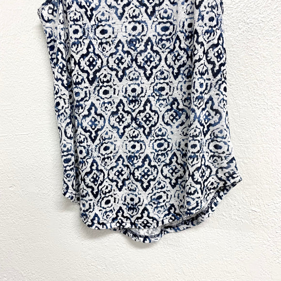 Linen Medallion Top